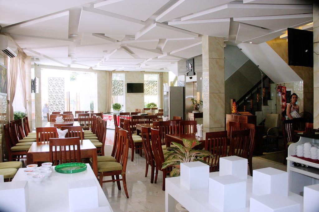 Art Deluxe Hotel Nha Trang Exteriör bild