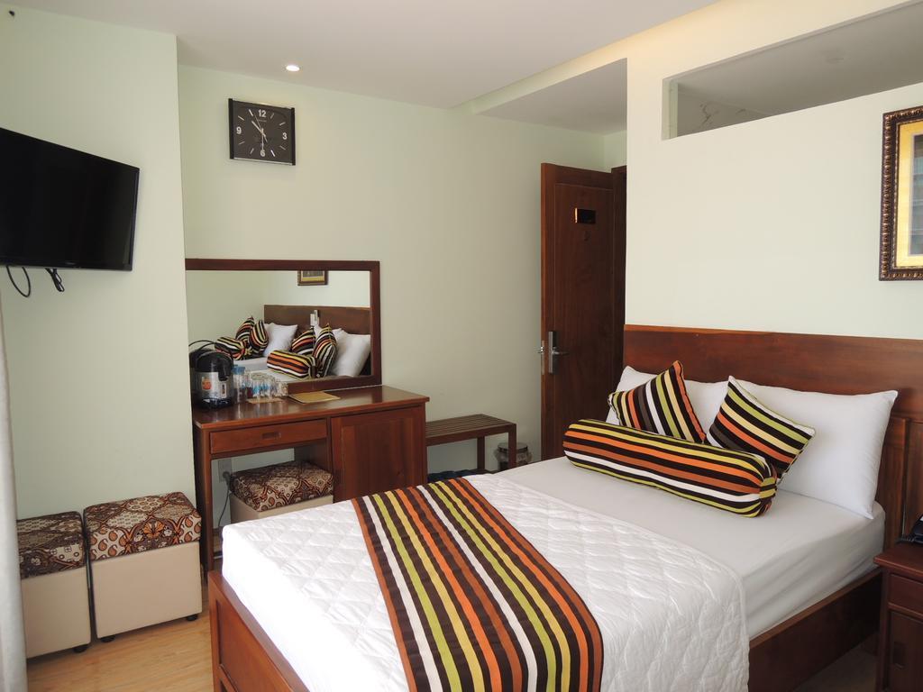 Art Deluxe Hotel Nha Trang Rum bild