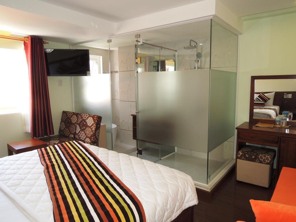 Art Deluxe Hotel Nha Trang Rum bild