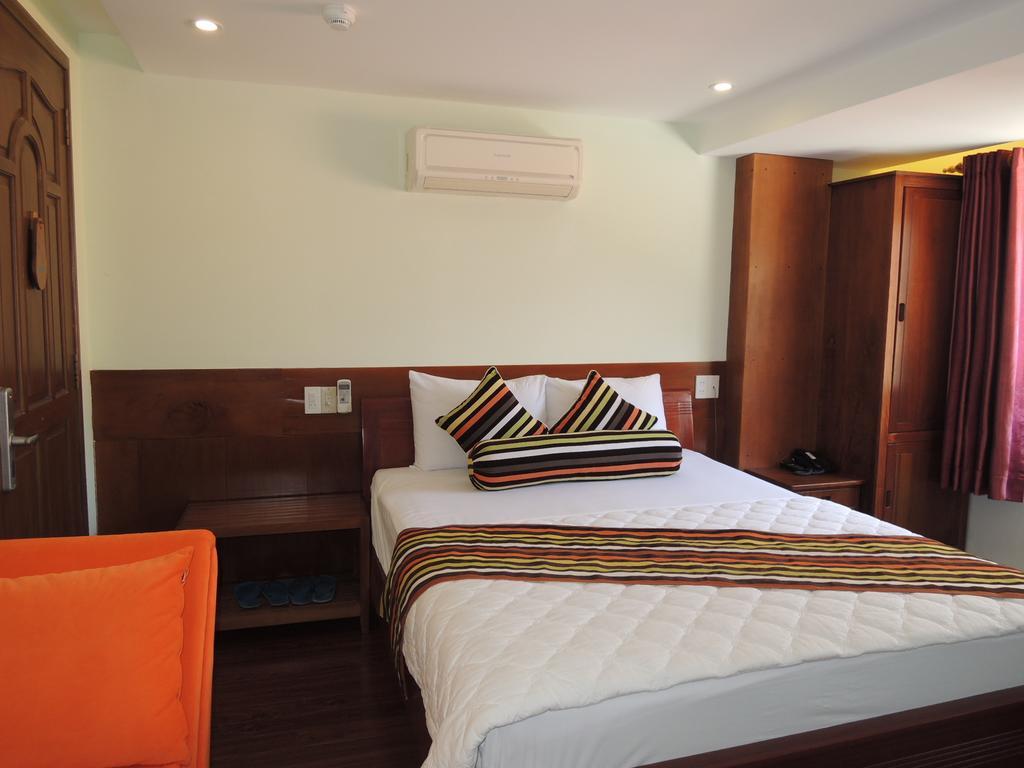Art Deluxe Hotel Nha Trang Rum bild