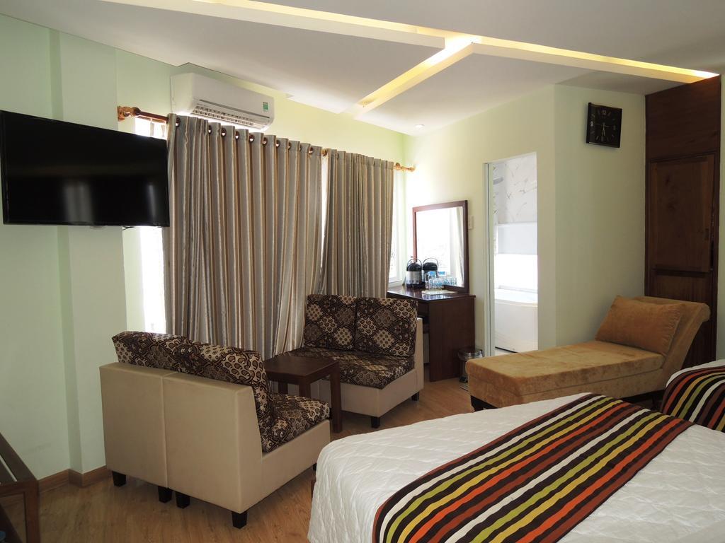 Art Deluxe Hotel Nha Trang Exteriör bild