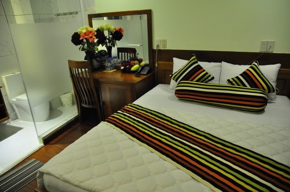 Art Deluxe Hotel Nha Trang Exteriör bild