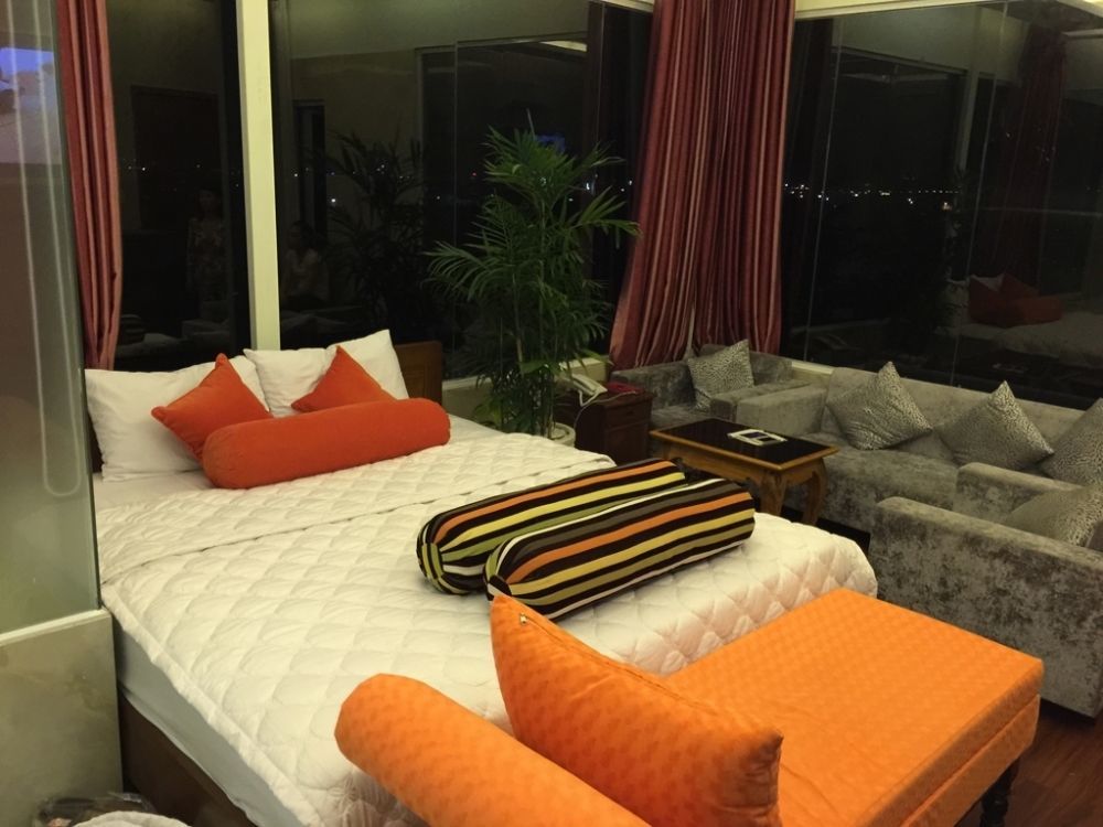 Art Deluxe Hotel Nha Trang Exteriör bild